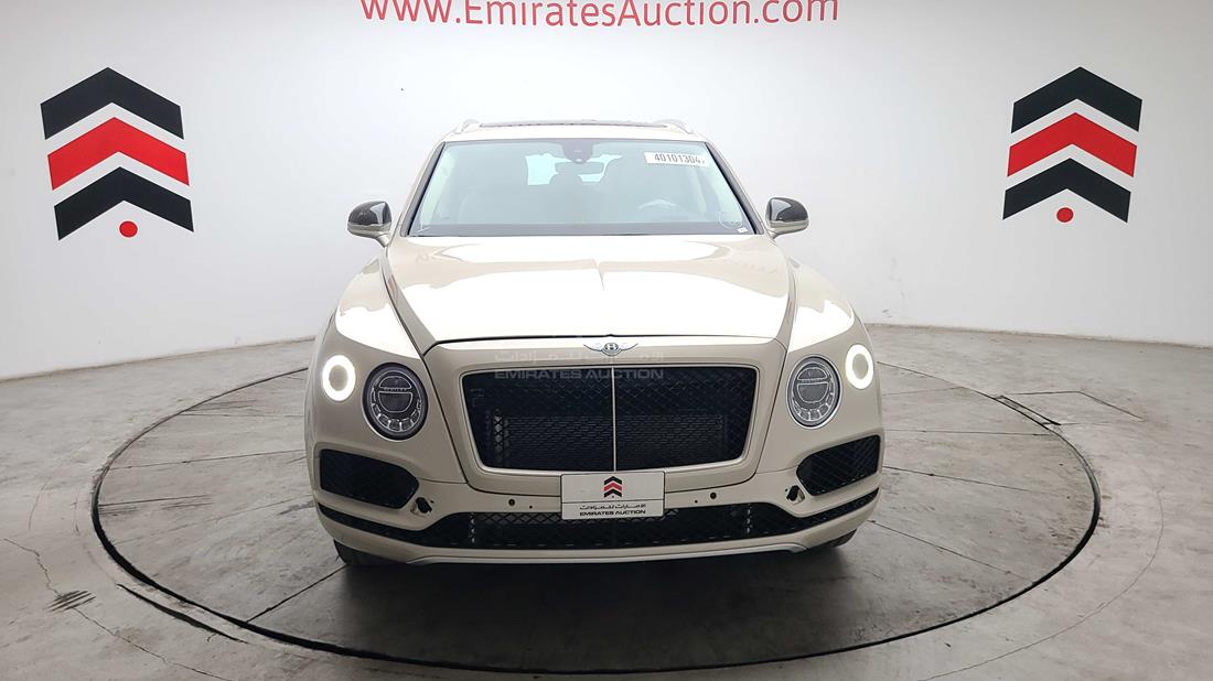 BENTLEY BENTAYGA 2017 sjaab1zv4hc013218