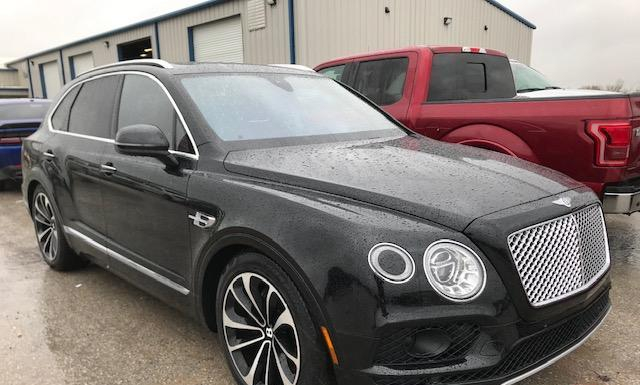 BENTLEY BENTAYGA 2017 sjaac2zv6hc013689