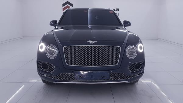 BENTLEY BENTAYGA 2018 sjaaf1zv8jc020179