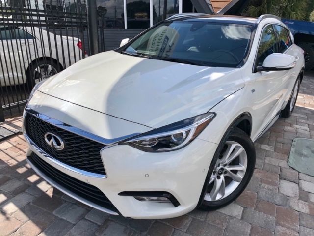 INFINITI QX30 2017 sjkch5cp1ha034706