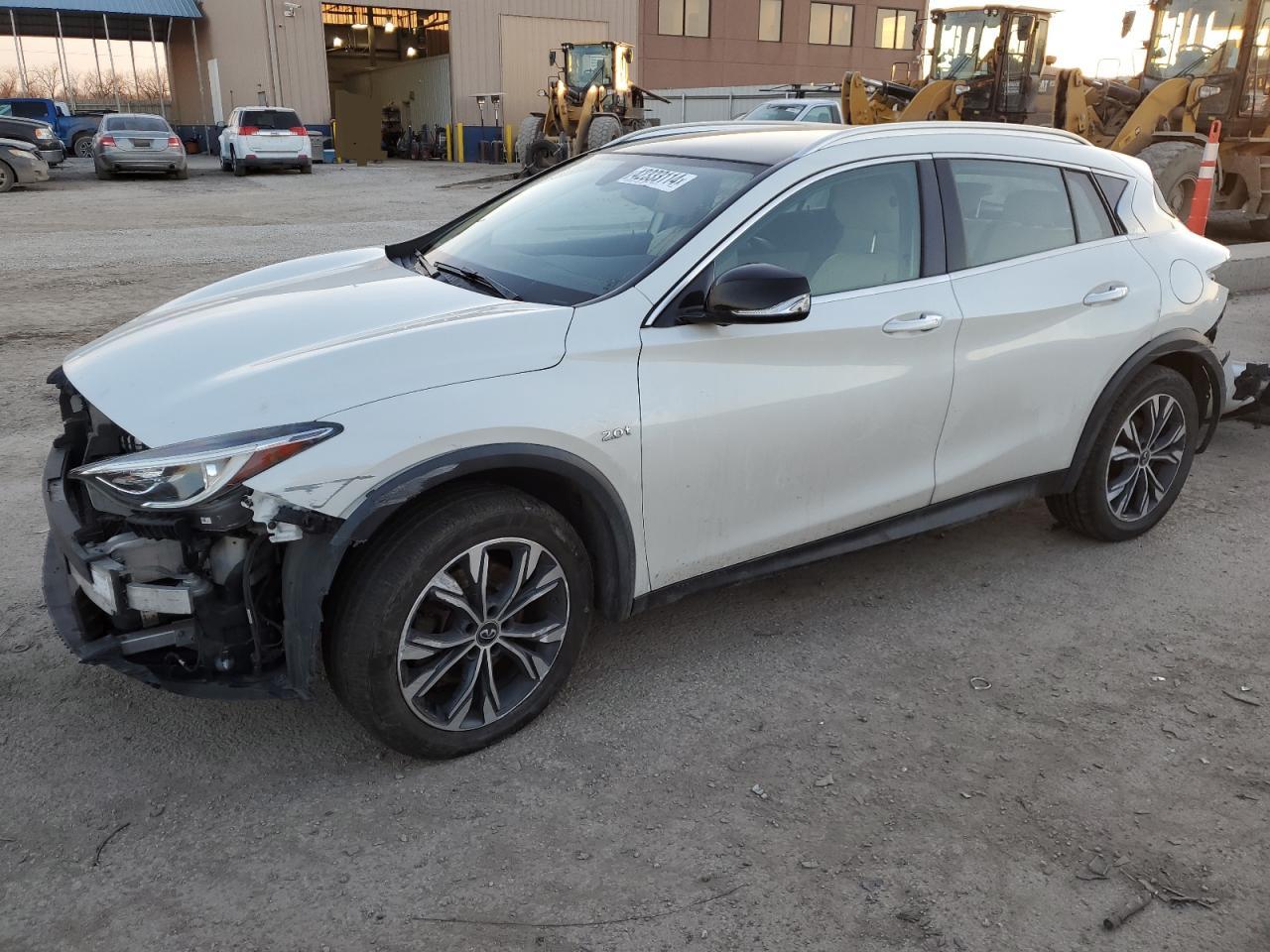 INFINITI QX30 2018 sjkch5cr0ja045056