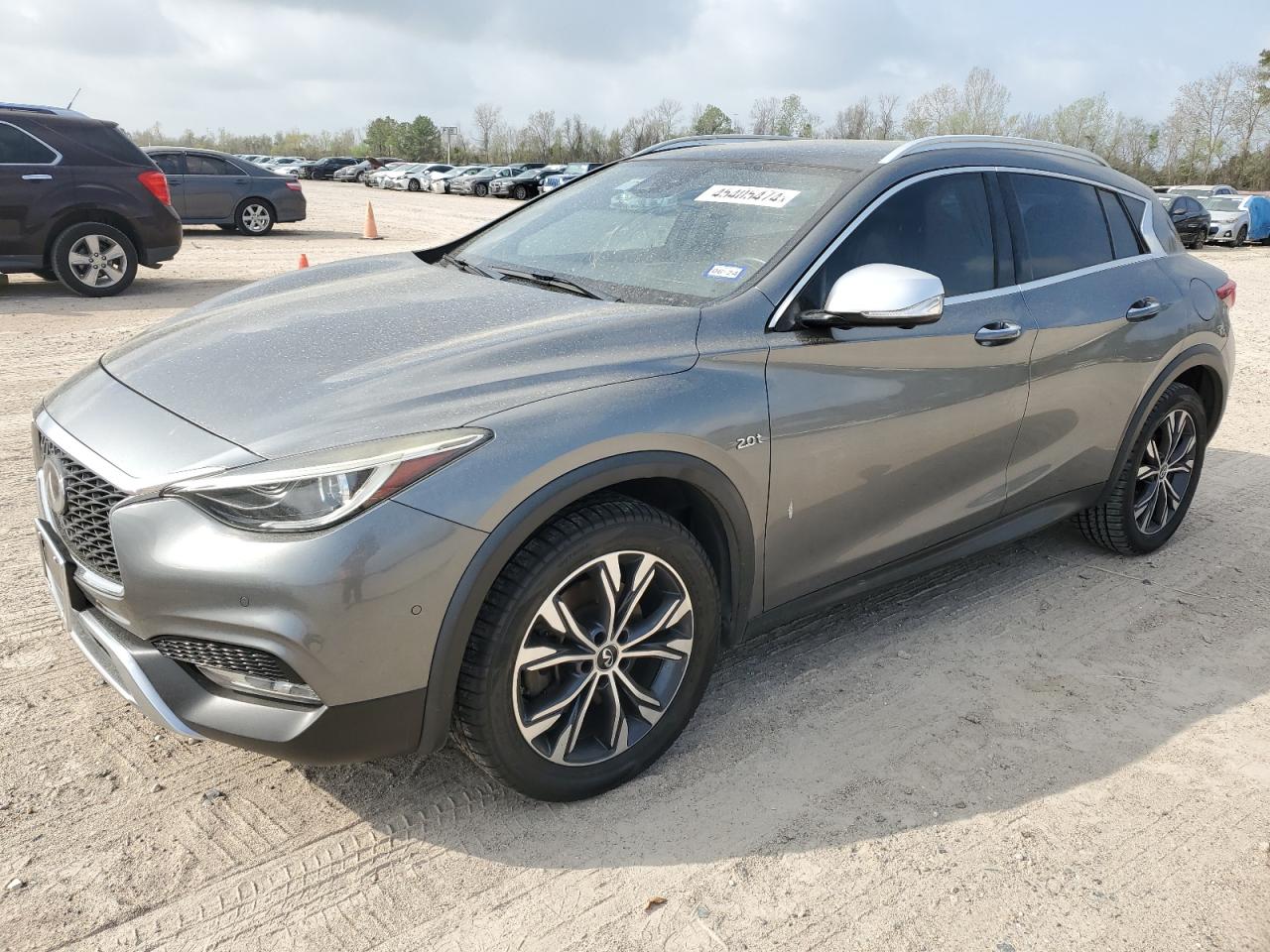 INFINITI QX30 2017 sjkch5cr1ha034416