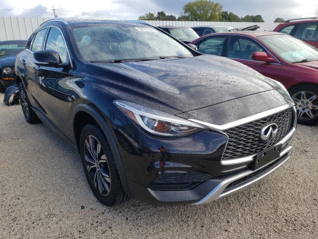 INFINITI QX30 PURE 2018 sjkch5cr2ja055748