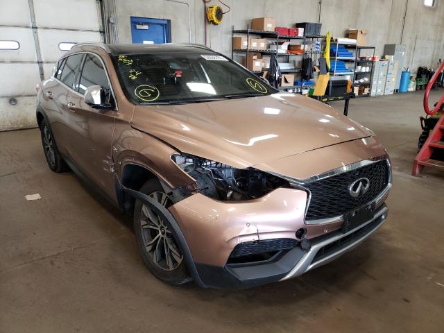 INFINITI QX30 BASE 2017 sjkch5cr3ha016760