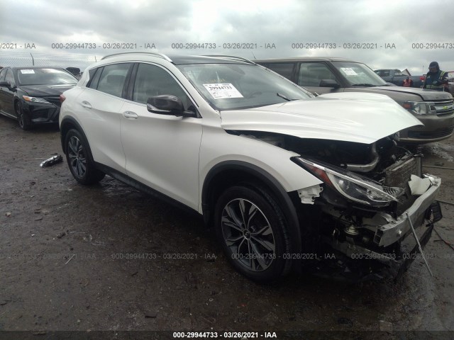 INFINITI QX30 2017 sjkch5cr3ha031968