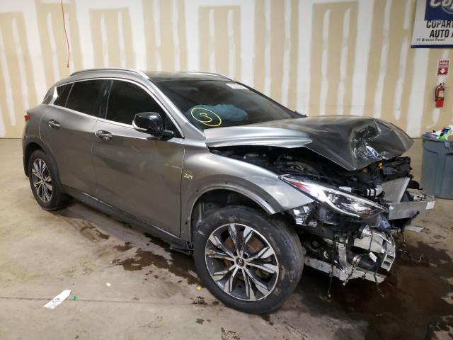 INFINITI QX30 BASE 2017 sjkch5cr5ha020406