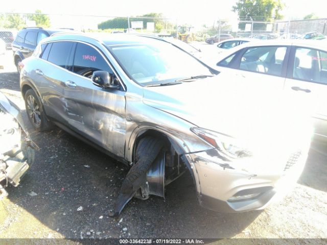 INFINITI QX30 2017 sjkch5cr5ha025587