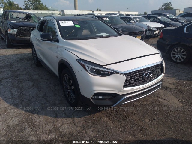 INFINITI QX30 2017 sjkch5cr6ha032029