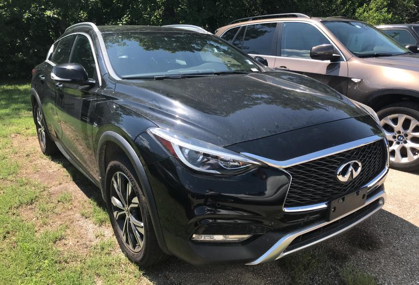 INFINITI QX30 BASE 2017 sjkch5cr8ha025857