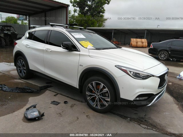 INFINITI QX30 2017 sjkch5cr9ha035233