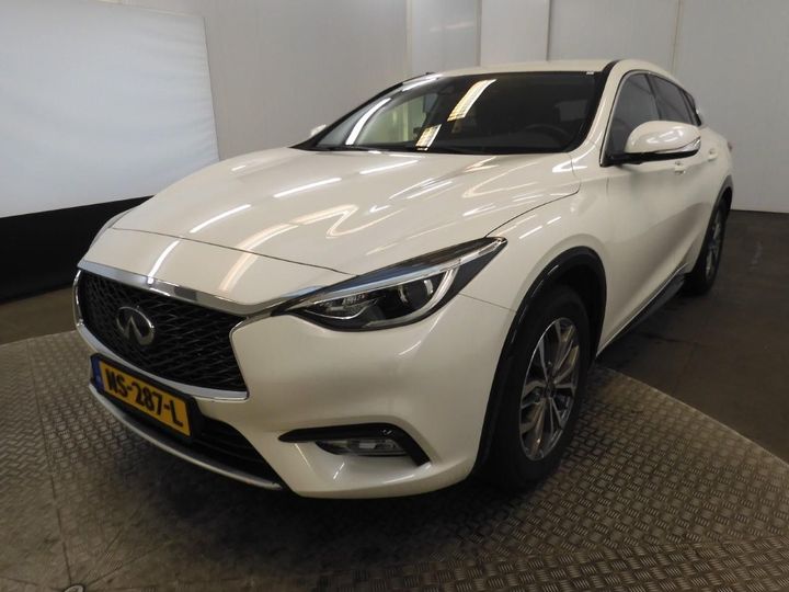 INFINITI Q30 2017 sjkdaah15u1008958