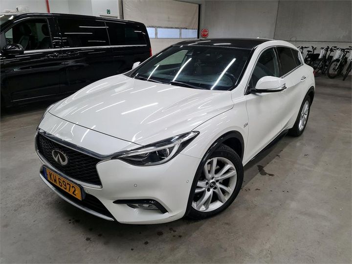 INFINITI Q30 2016 sjkdbah15u1016815