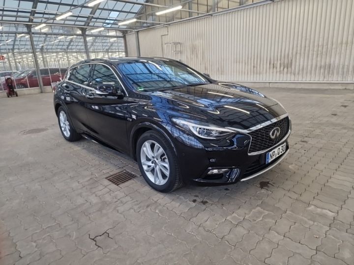 INFINITI Q30 2.2D 2018 sjkdbnh15u1040915