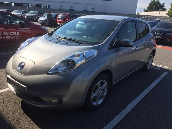 NISSAN LEAF 2017 sjnfaaze0u6060729