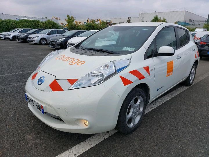 NISSAN LEAF 2017 sjnfaaze0u6062120