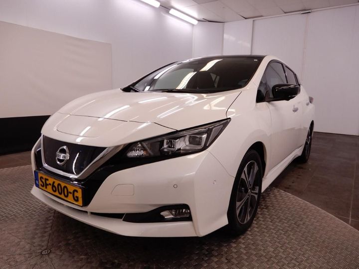 NISSAN LEAF 2018 sjnfaaze1u0006073