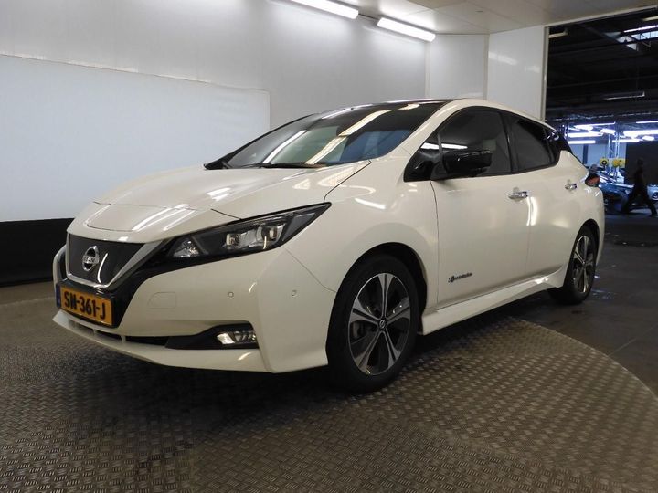 NISSAN LEAF 2018 sjnfaaze1u0007218