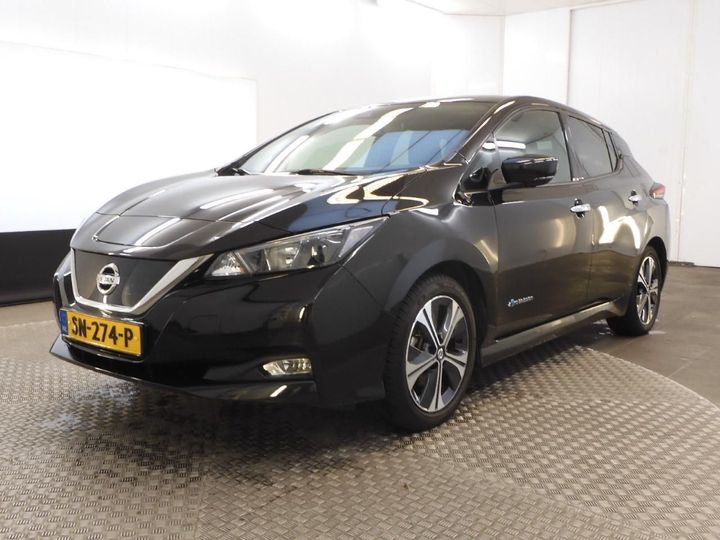 NISSAN LEAF 2018 sjnfaaze1u0011176