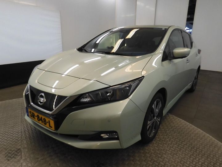 NISSAN LEAF 2018 sjnfaaze1u0011389