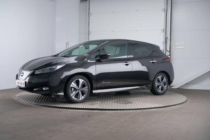 NISSAN LEAF 2018 sjnfaaze1u0011857