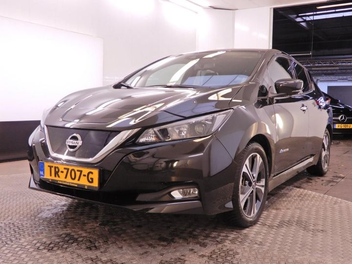 NISSAN LEAF 2018 sjnfaaze1u0011949