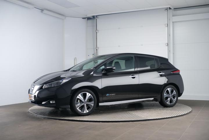 NISSAN LEAF 2018 sjnfaaze1u0011982