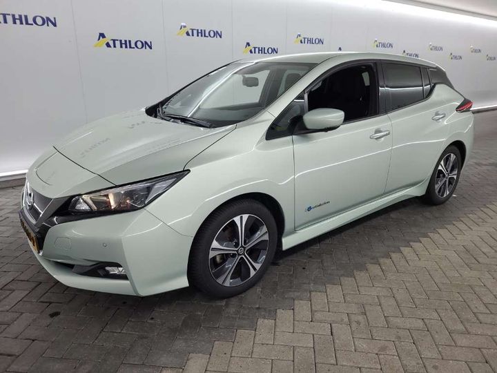 NISSAN LEAF 2018 sjnfaaze1u0012098