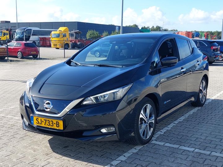 NISSAN LEAF 2018 sjnfaaze1u0012612