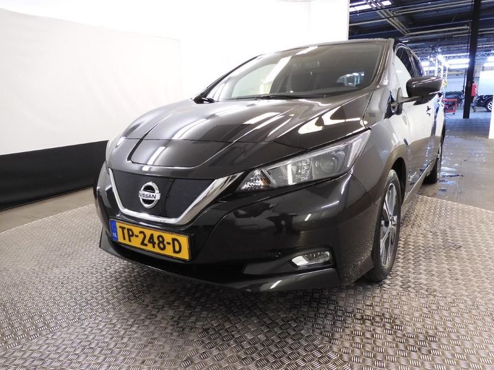 NISSAN LEAF 2018 sjnfaaze1u0012919