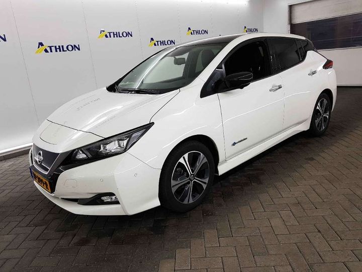 NISSAN LEAF 2018 sjnfaaze1u0015973