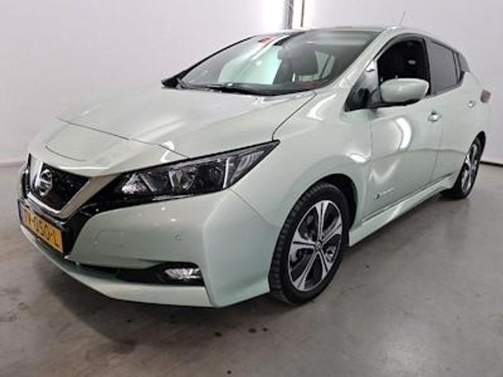 NISSAN LEAF 2018 sjnfaaze1u0019108