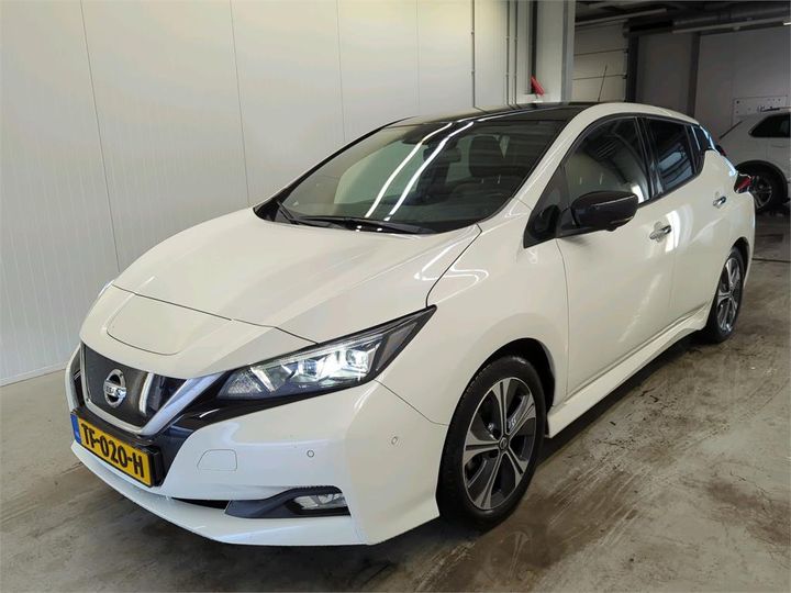 NISSAN LEAF 2018 sjnfaaze1u0022435