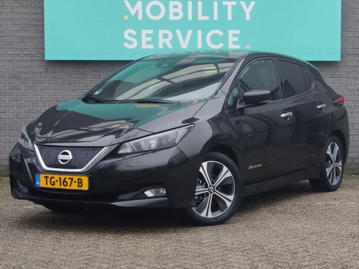 NISSAN LEAF 2018 sjnfaaze1u0023894