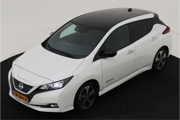 NISSAN LEAF 2018 sjnfaaze1u0029099