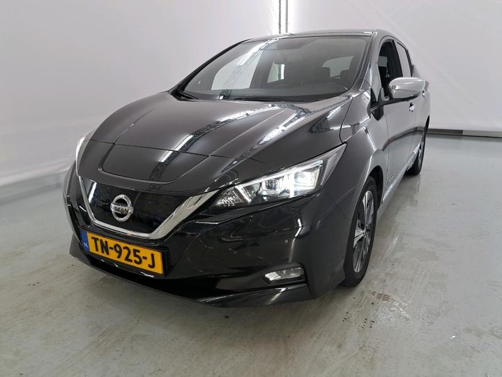 NISSAN LEAF 2018 sjnfaaze1u0029110