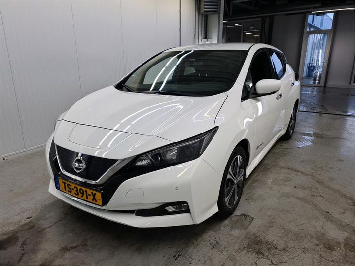 NISSAN LEAF 2018 sjnfaaze1u0030106