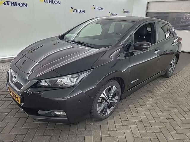 NISSAN LEAF 2018 sjnfaaze1u0032548