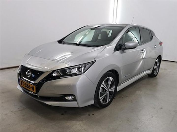 NISSAN LEAF 2018 sjnfaaze1u0035933