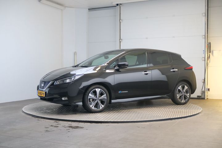 NISSAN LEAF 2018 sjnfaaze1u0037887