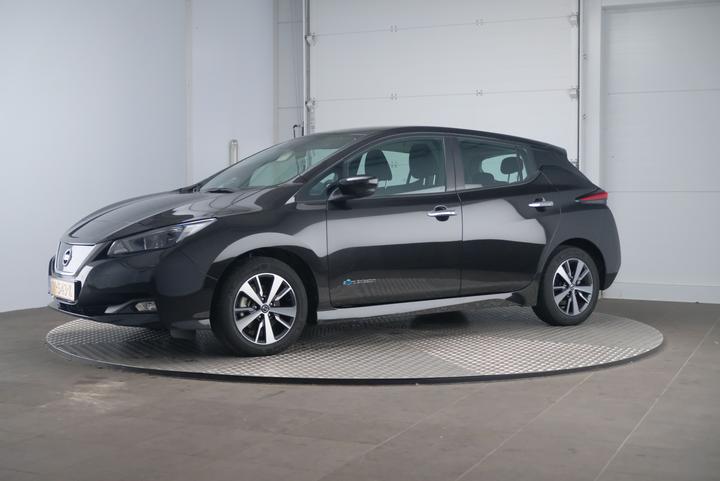 NISSAN LEAF 2018 sjnfaaze1u0038260