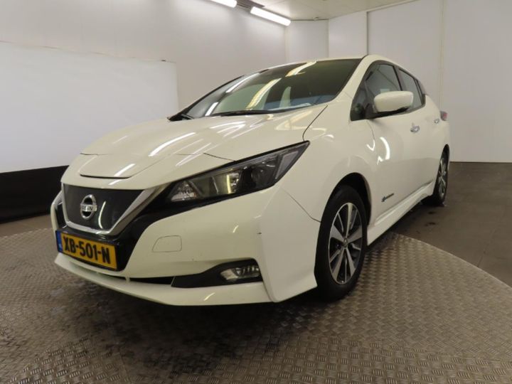 NISSAN LEAF 2018 sjnfaaze1u0038827