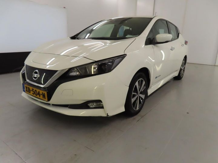 NISSAN LEAF 2018 sjnfaaze1u0039427