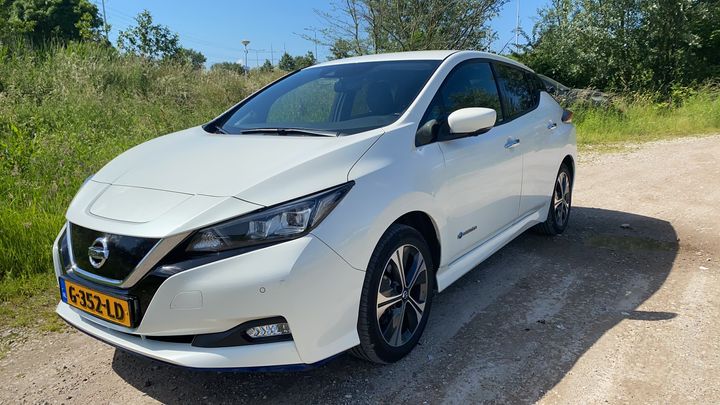 NISSAN LEAF 2019 sjnfaaze1u0082092