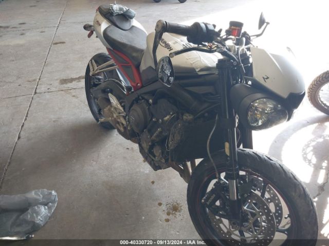 TRIUMPH STREET TRIPLE 2018 smta434d6jt856850