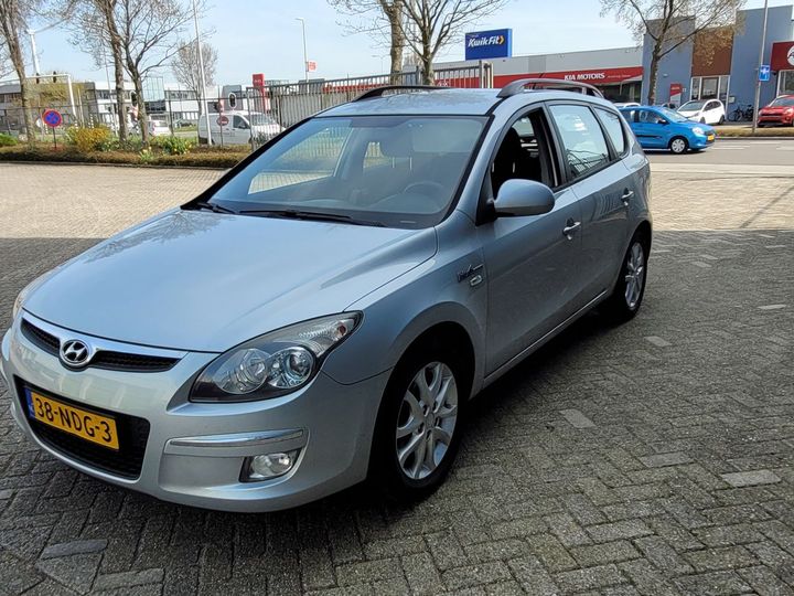 HYUNDAI I30 CW 2010 tmadc81daaj021111