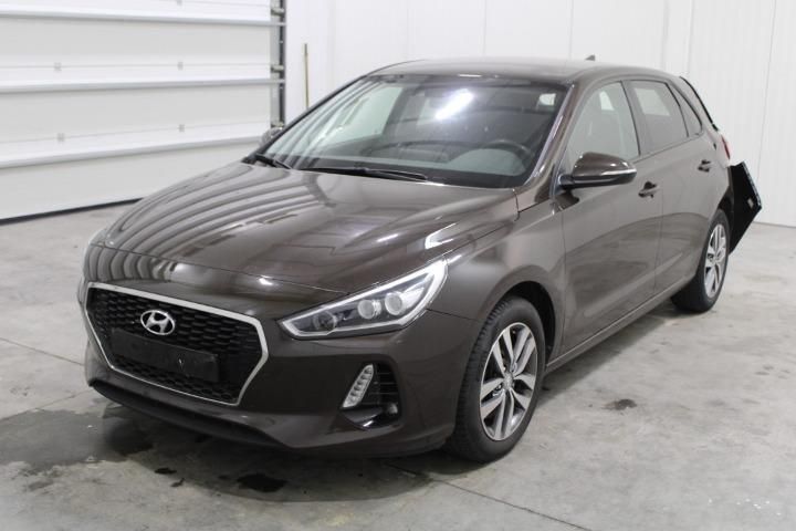 HYUNDAI I30 HATCHBACK 2017 tmah3511ajj004839