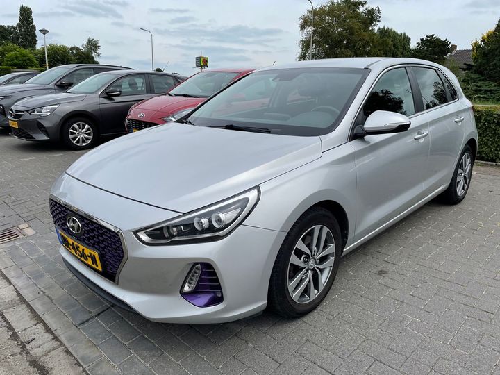 HYUNDAI I30 2017 tmah3511ajj004915