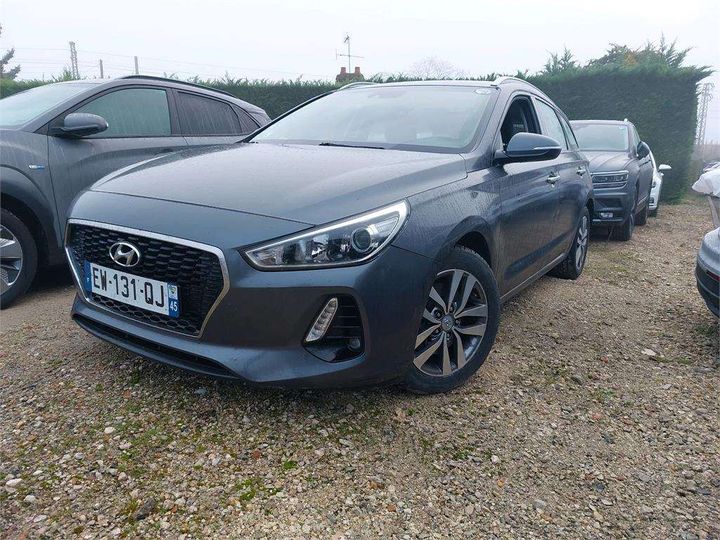 HYUNDAI I30 SW 2018 tmah3817ajj017024