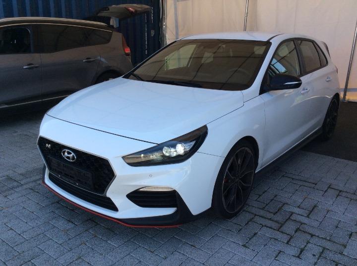 HYUNDAI I30 HATCHBACK 2017 tmahc51aajj000549