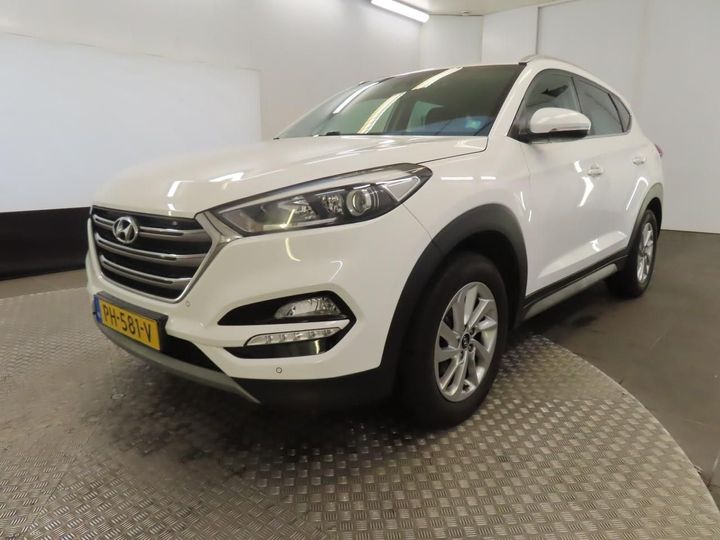 HYUNDAI TUCSON 2017 tmaj3815ajj461013